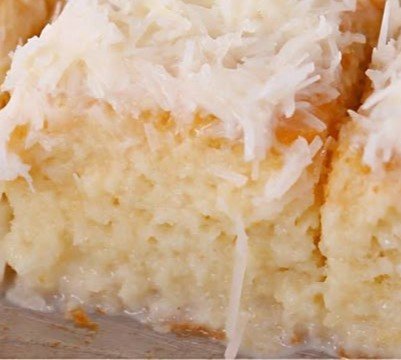 bolo de coco gelado