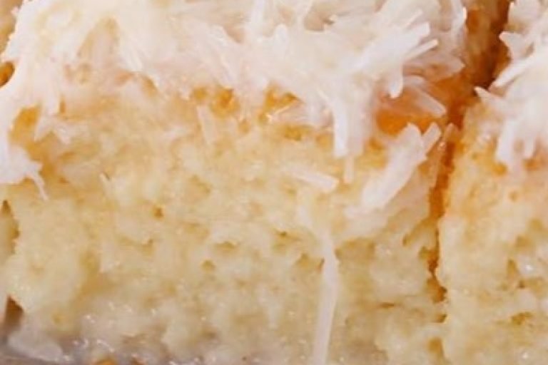 bolo de coco gelado