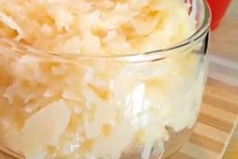 cocada de colher com leite condensado