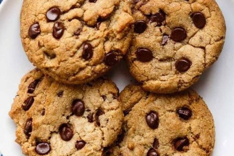 cookies com gotas de chocolate