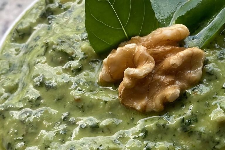 molho pesto caseiro